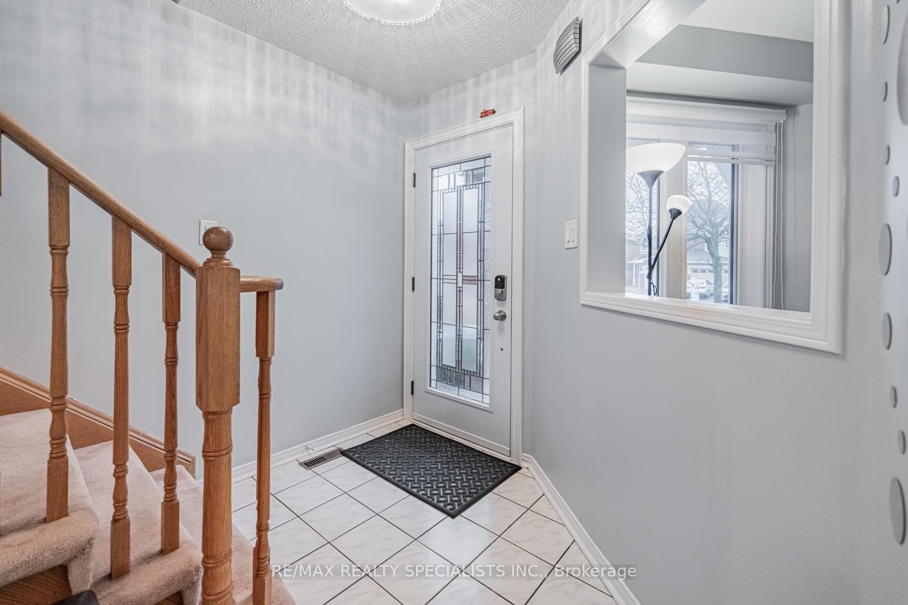 6120 Clover Ridge Crescent photo 4