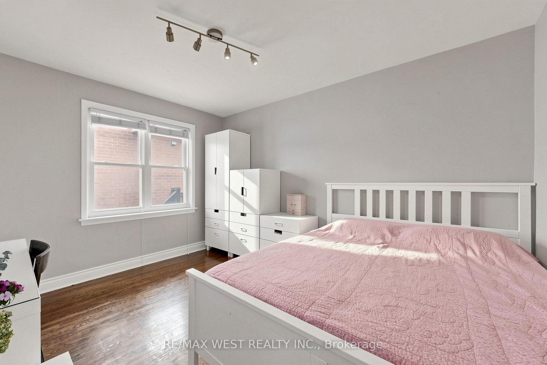 32 Allonsius Drive photo 23