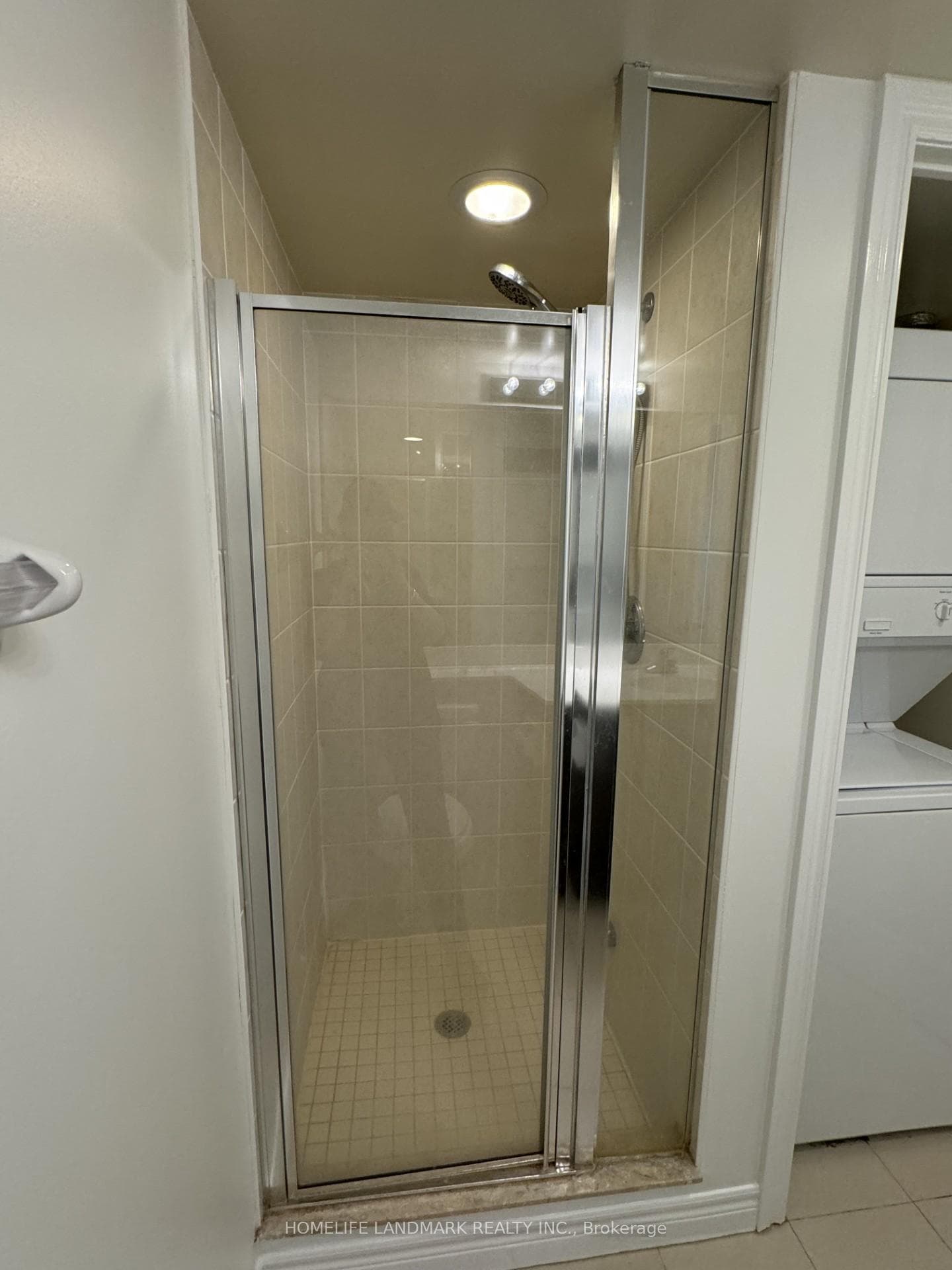 70 town centre Court Unit 2107 photo 9