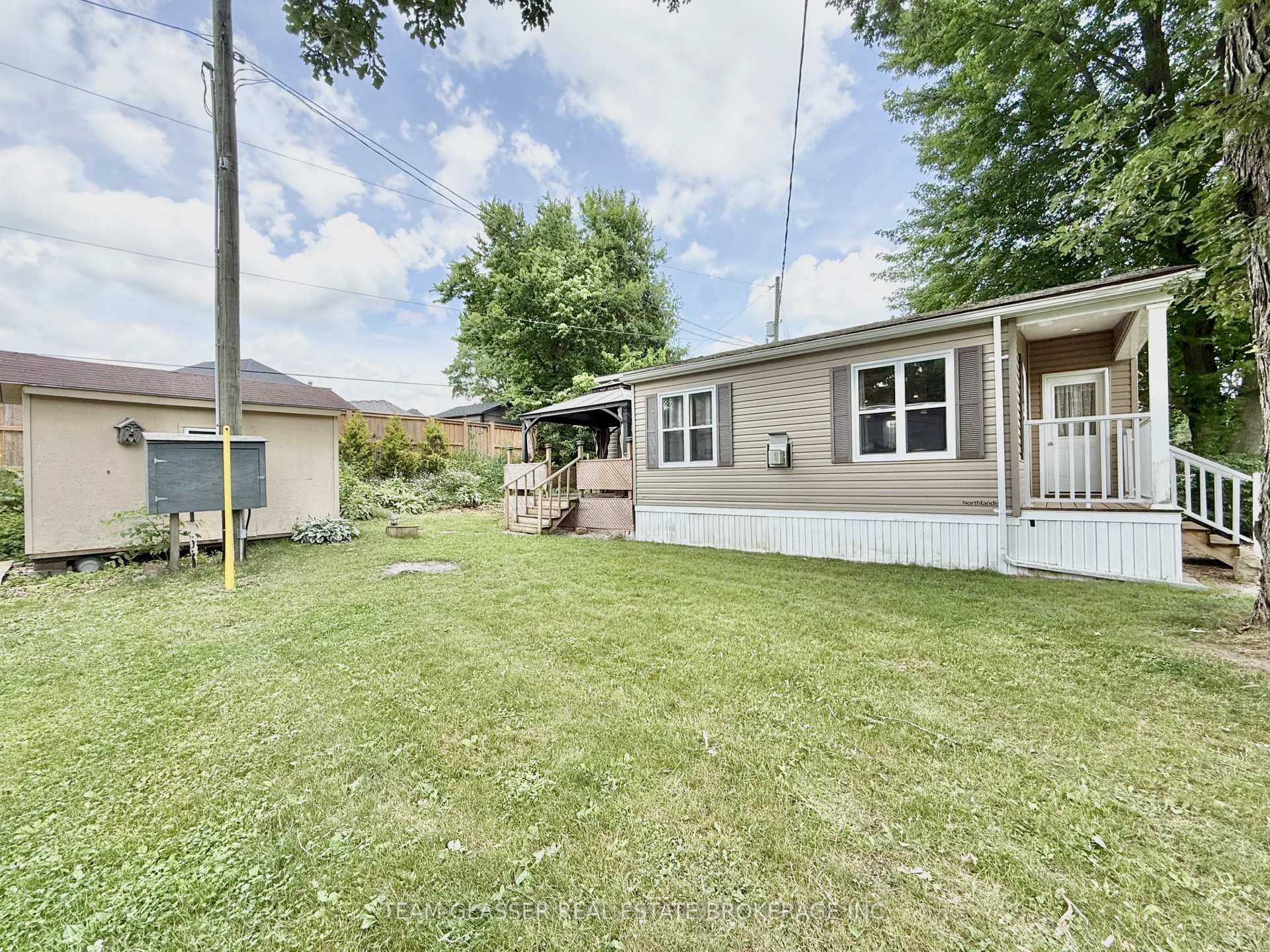 24749 Park Street Unit 2 photo 2