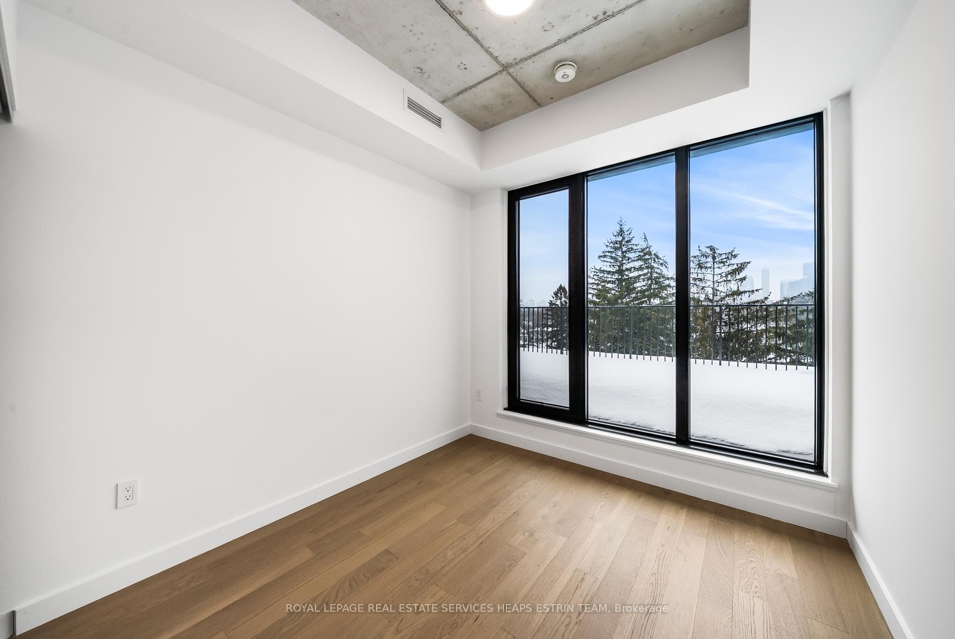 1720 Bayview Avenue Unit 701 photo 16
