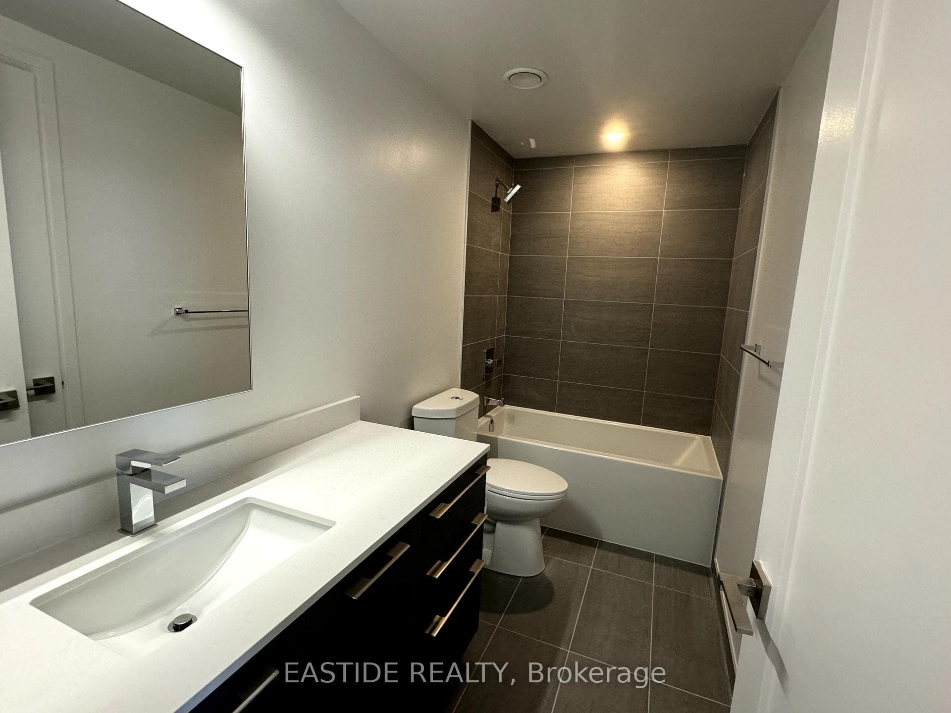 18 Water Walk Drive Unit 3107 photo 7