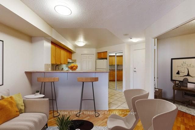 3880 Duke Of York Boulevard Unit 2001 photo 13