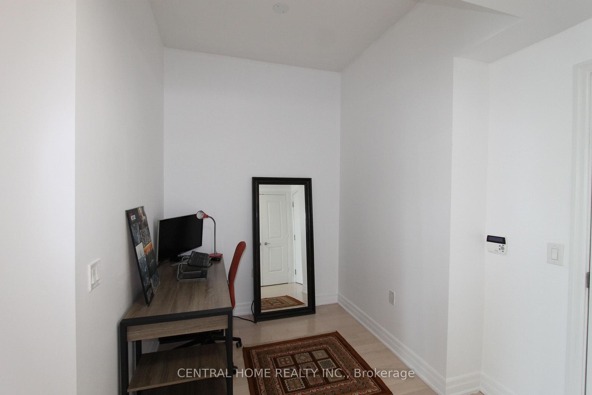 8 The Esplanade N/A Unit 5503 photo 2