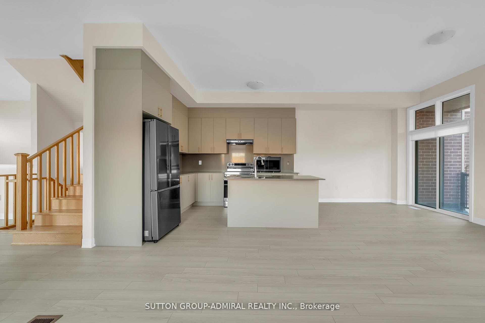 60 Lunay Drive photo 8