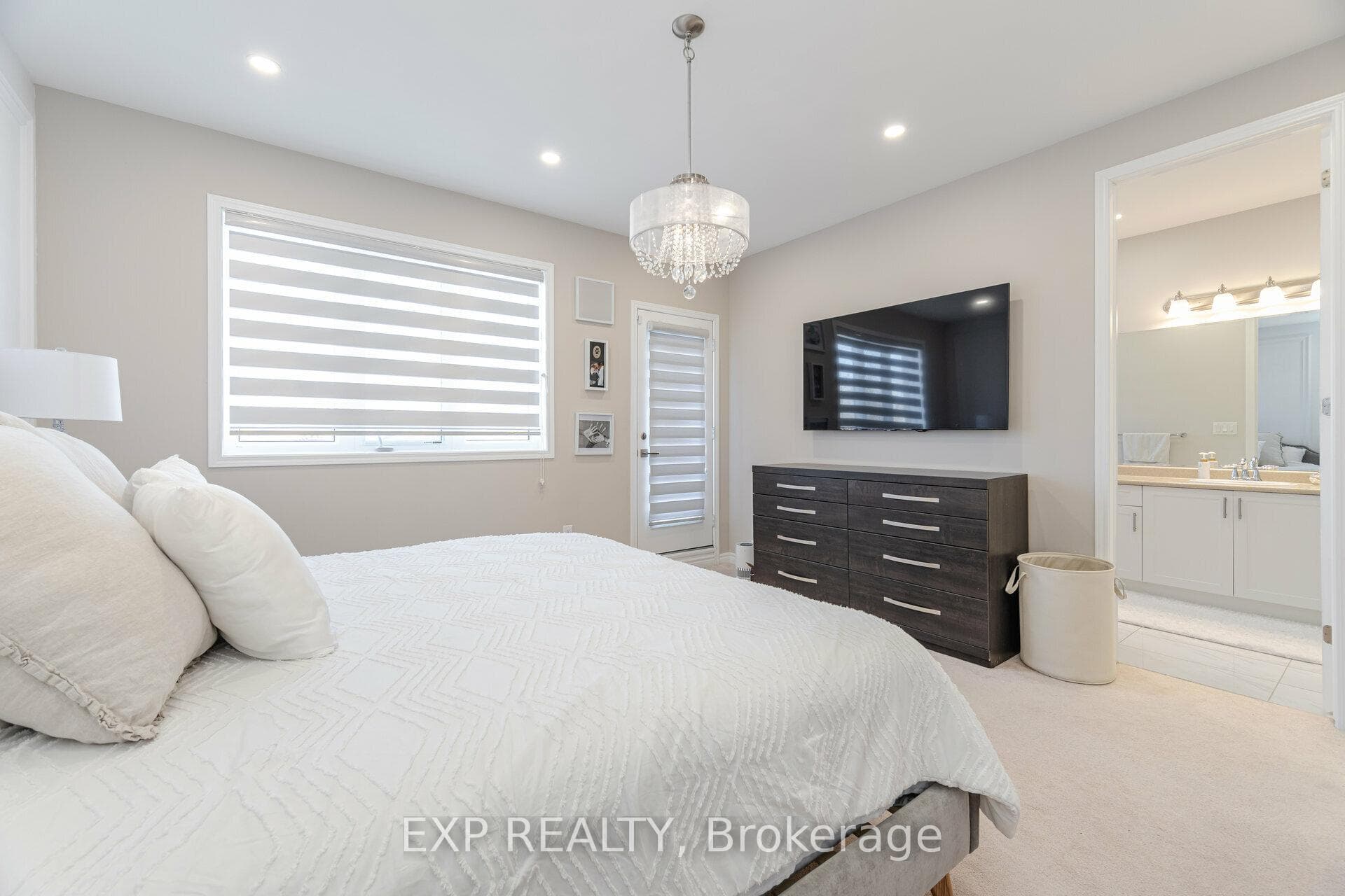 53 Vaudeville Drive photo 31