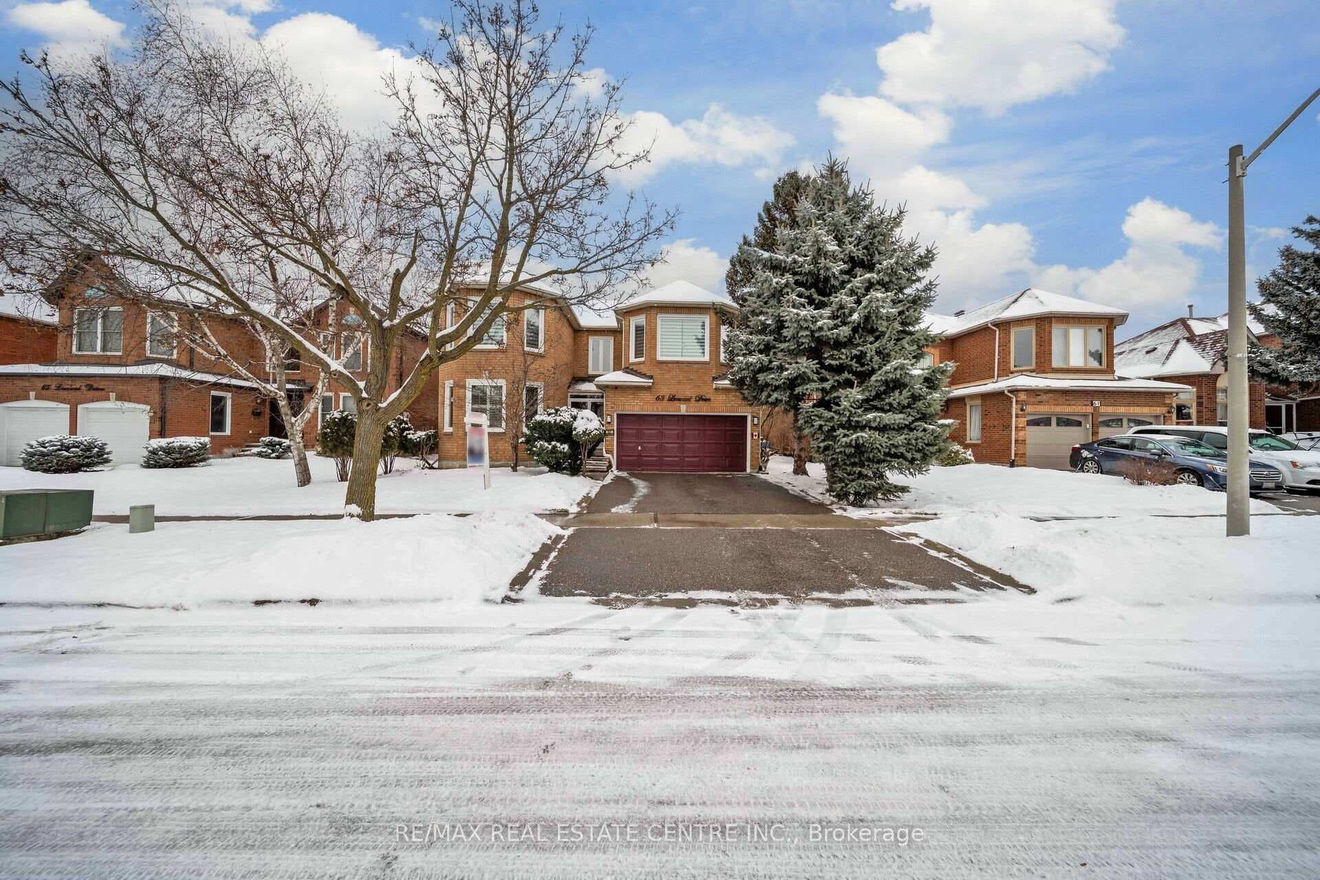 63 Leeward Drive photo 8