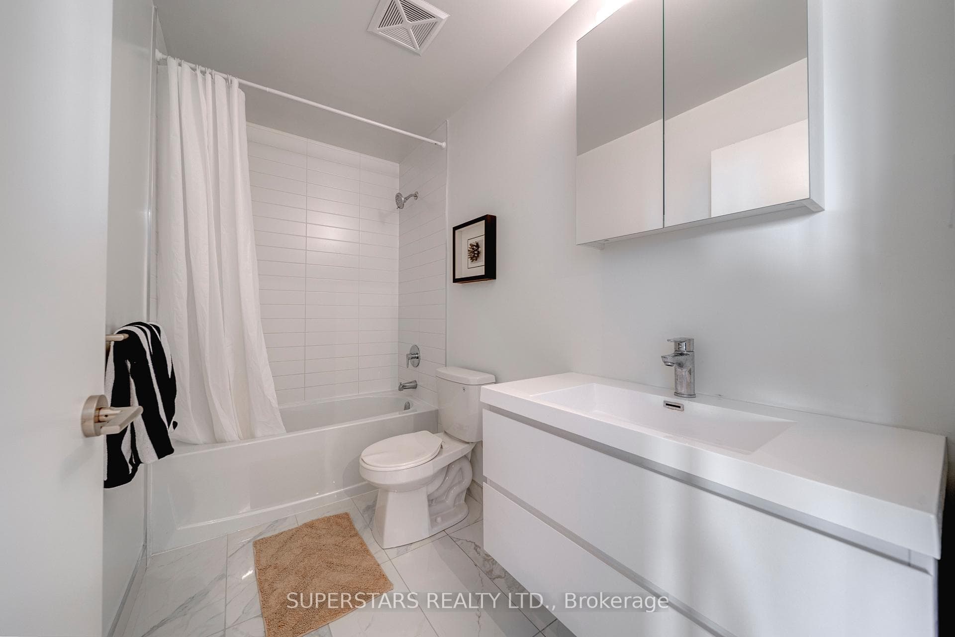 292 Verdale Crossing Unit 1502 photo 12