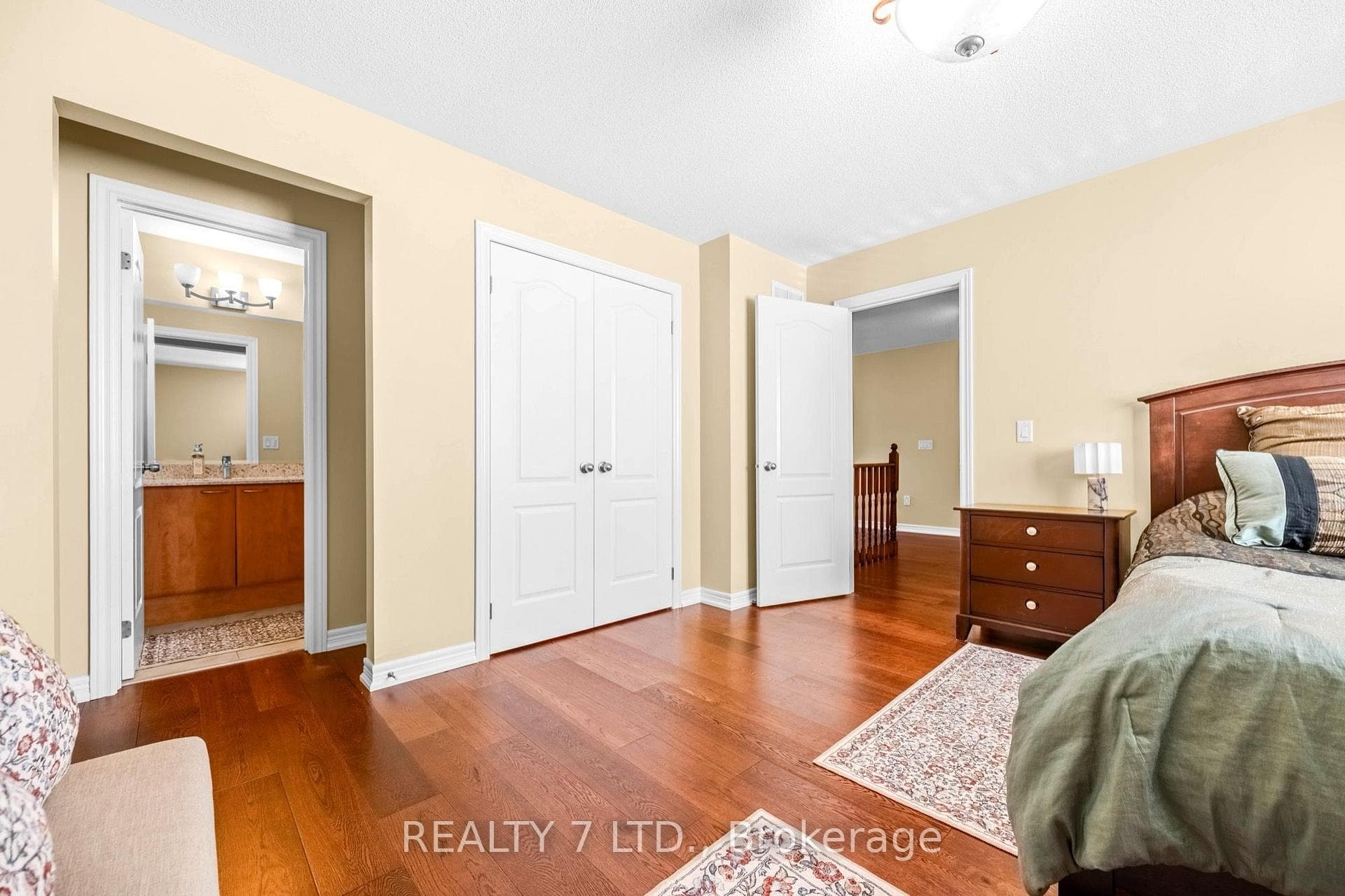 3217 Swiss Court photo 31