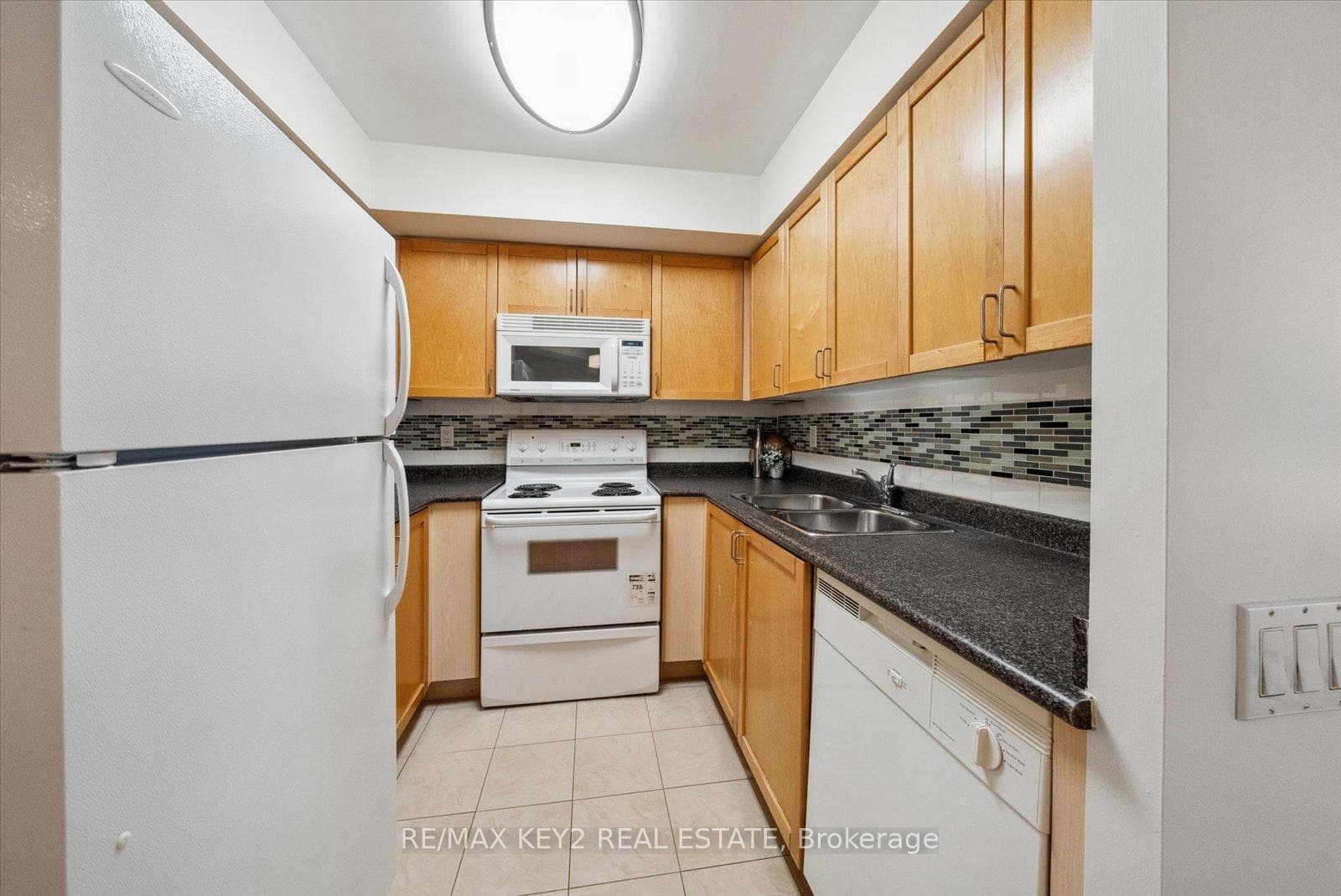 30 Harrison Garden Boulevard Unit 206 photo 6