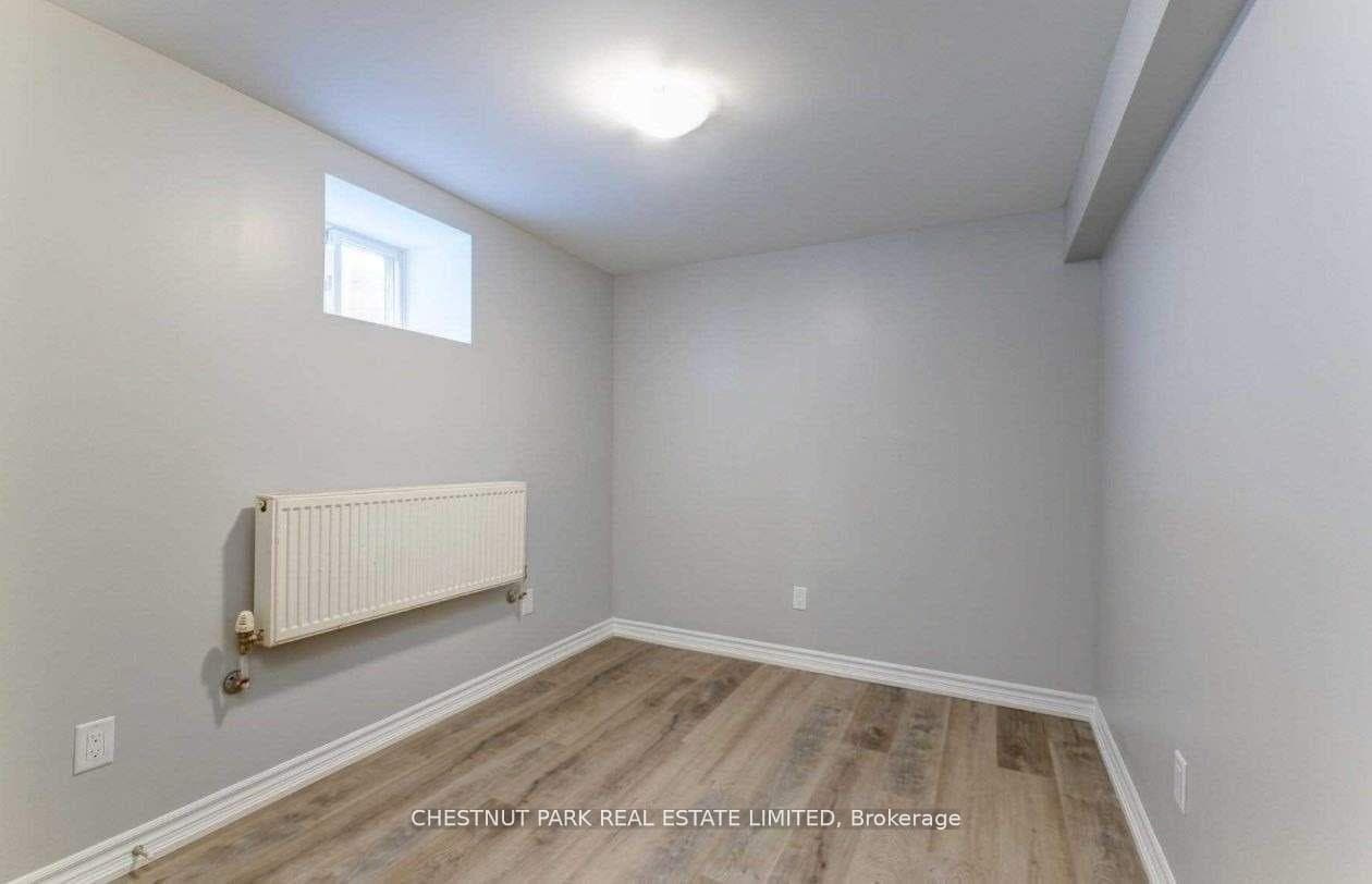 110 Livingstone Avenue Unit Lower photo 14