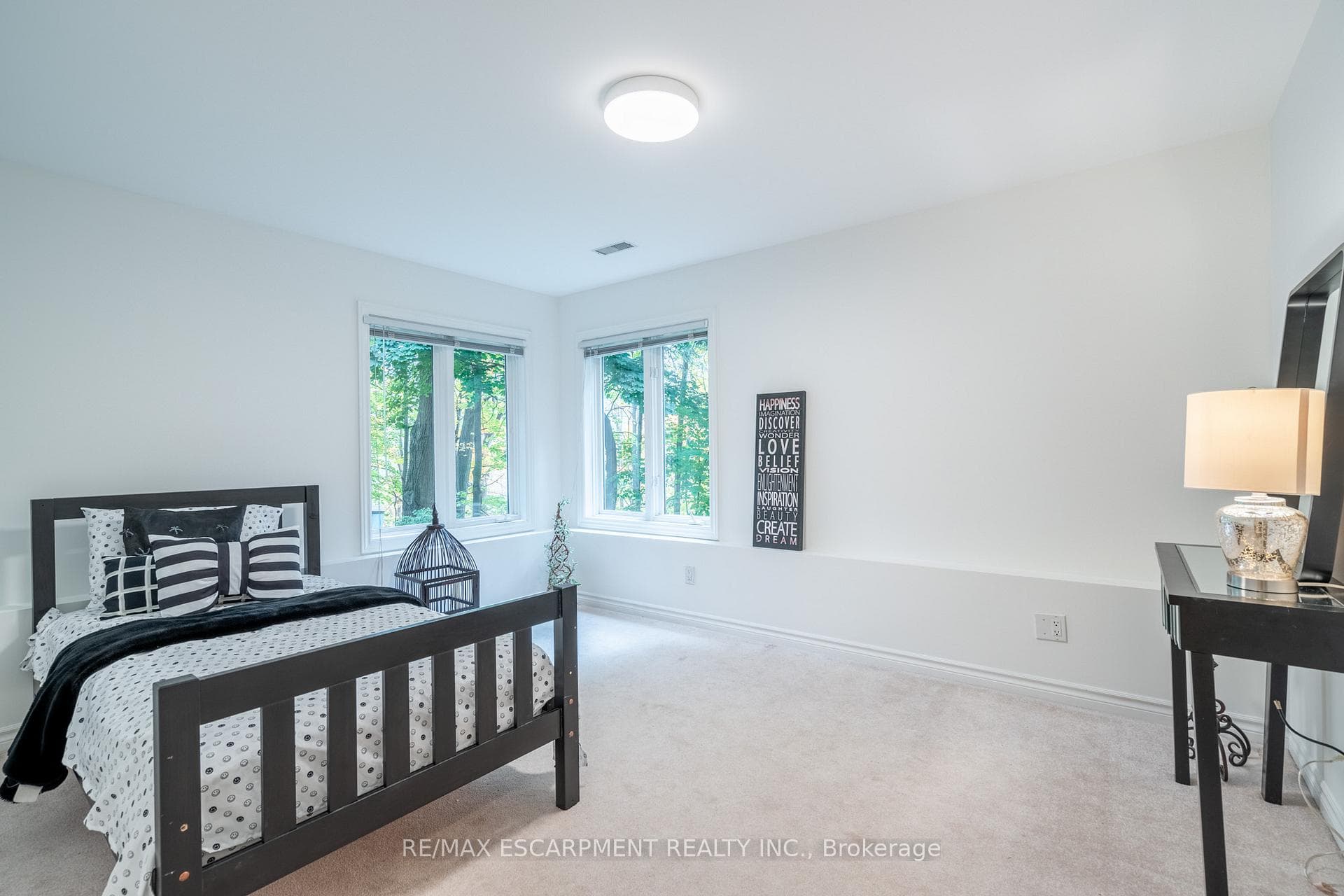 64 Nelson Street photo 20