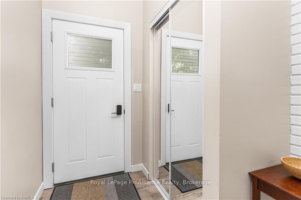 770 ASHWOOD Drive Unit 140 photo 3