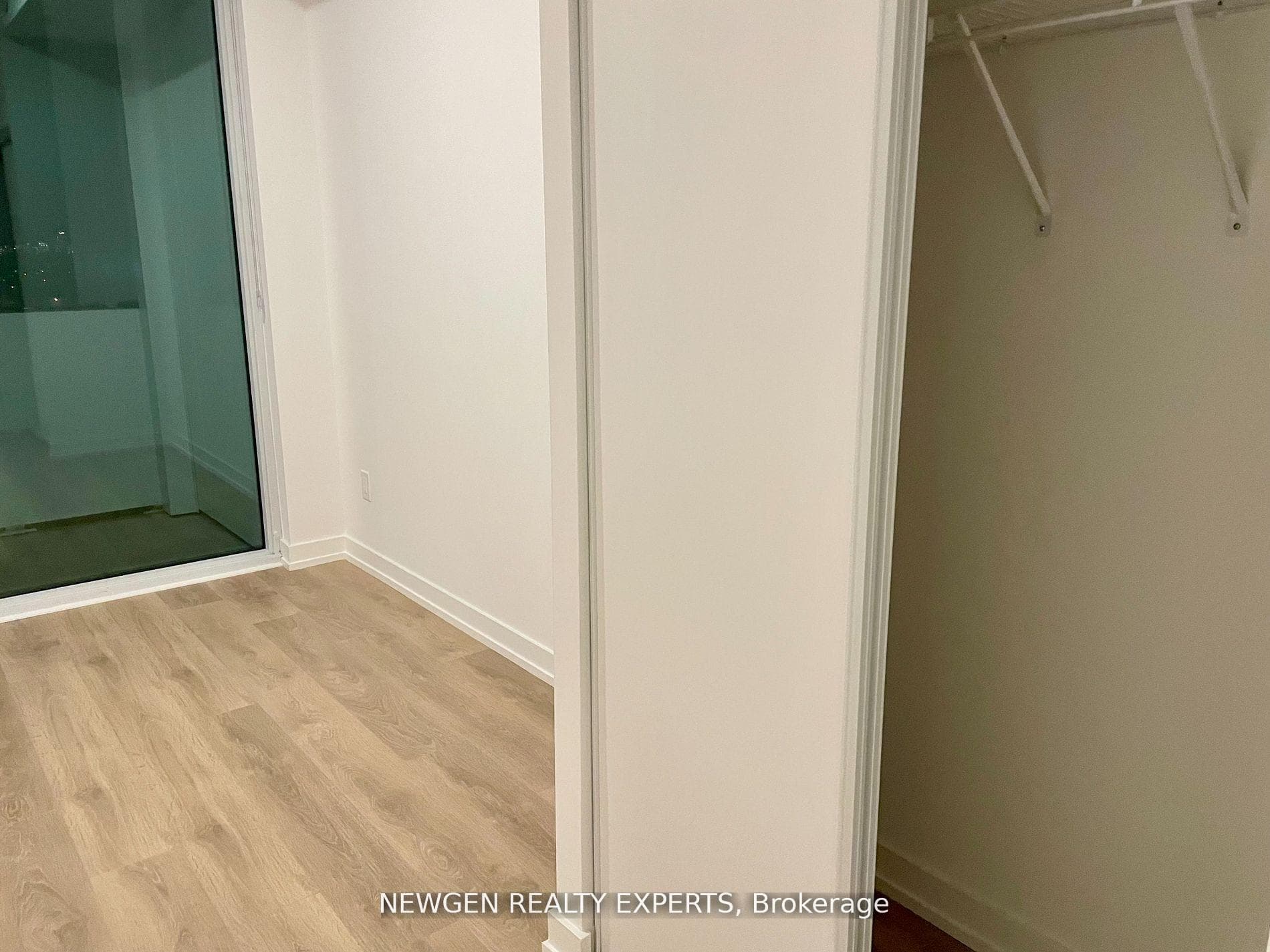 1100 Sheppard Avenue Unit LPH33 photo 17