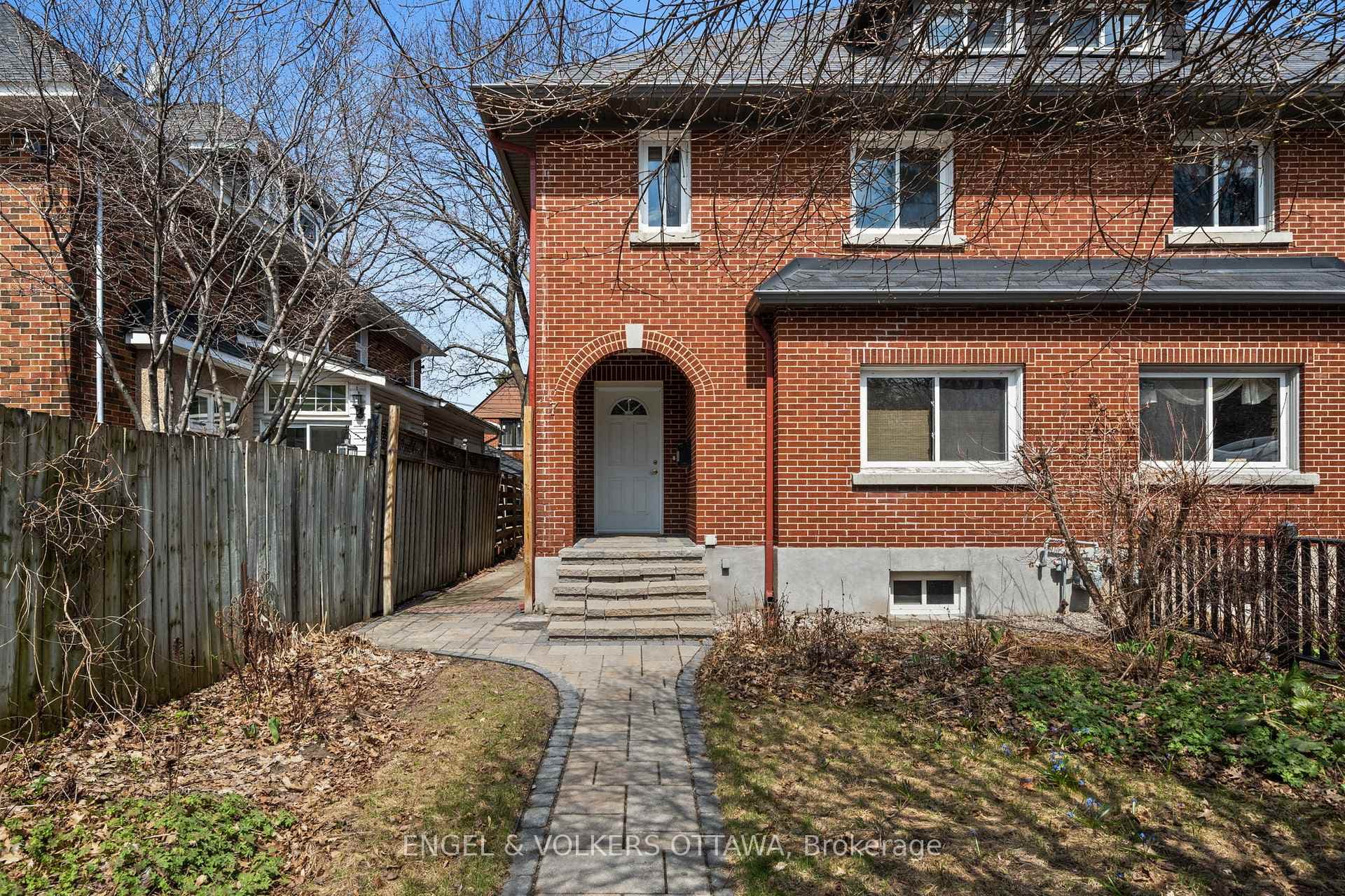 7 Inglewood Place photo 2