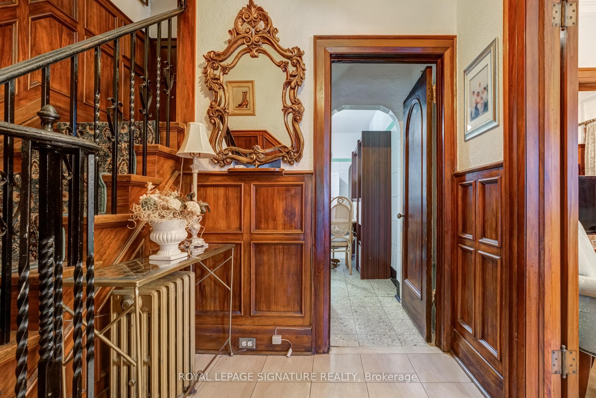 432 Crawford Street photo 2