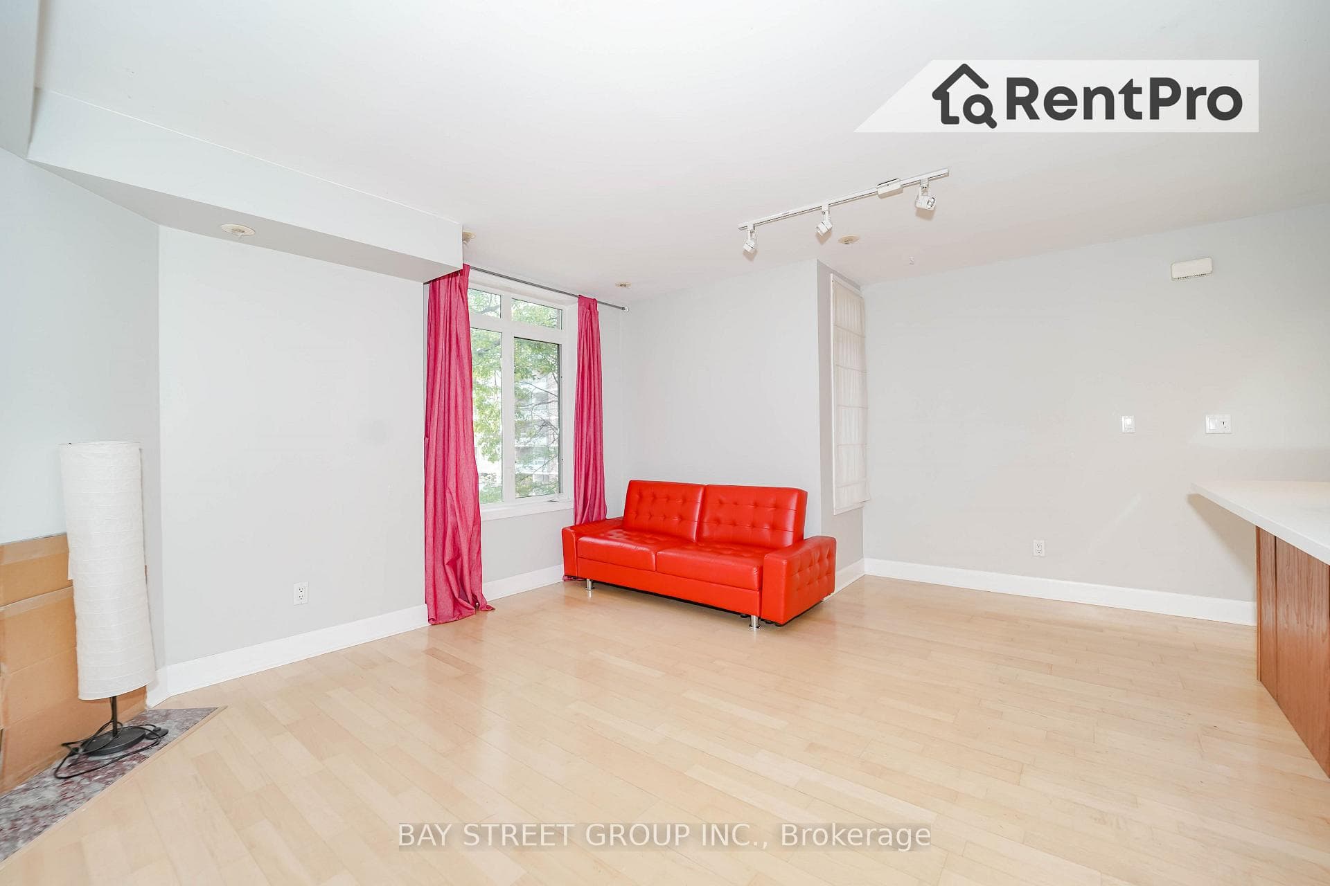 415 Jarvis Street Unit 355 photo 2