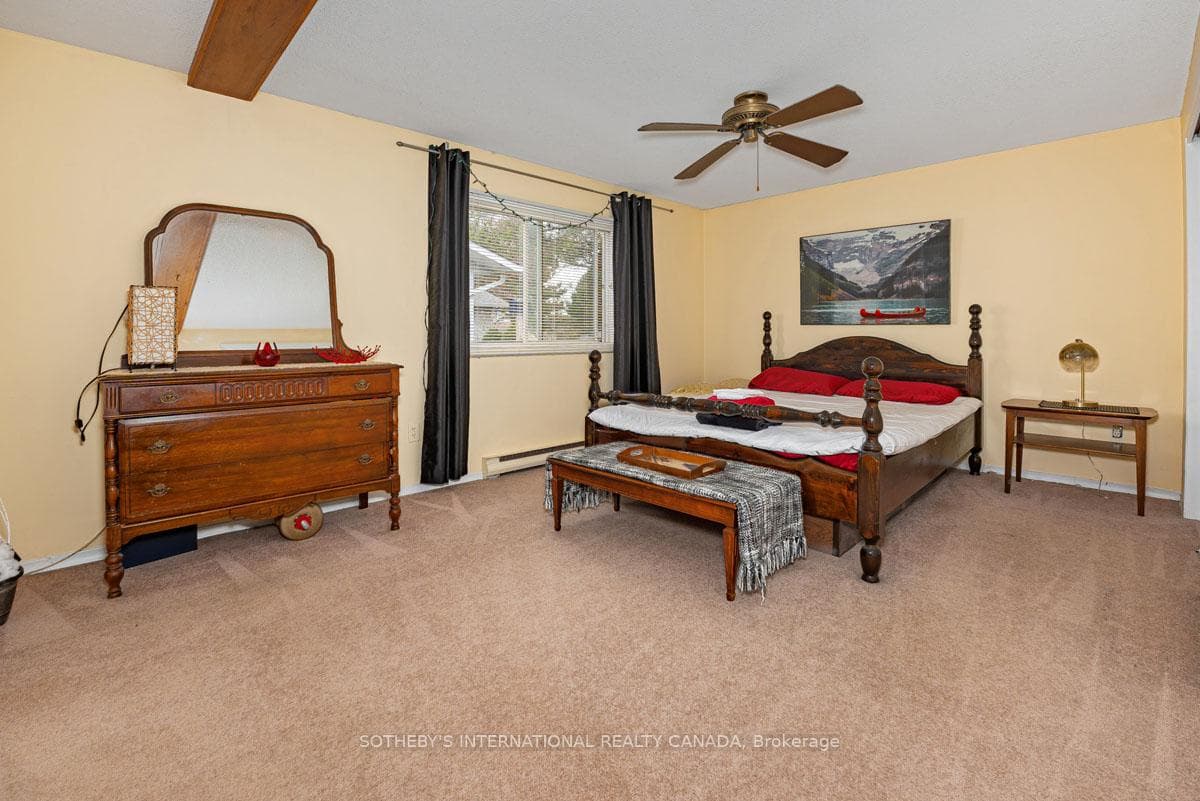 101 Tecumseth Pines Drive photo 14