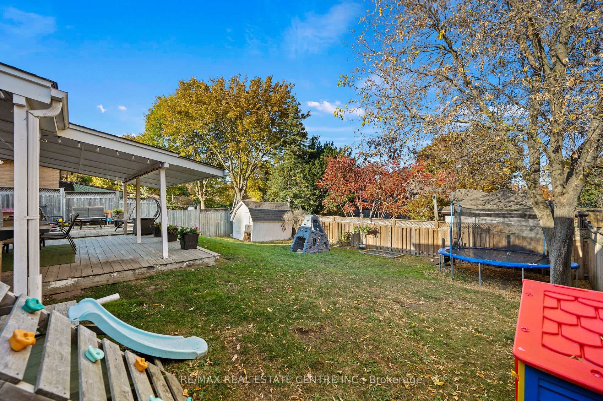 67 Rosewood Avenue photo 31