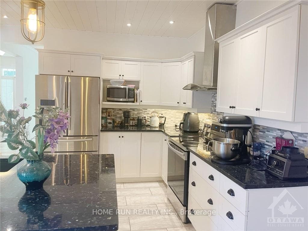 71 BERRIGAN Drive photo 12