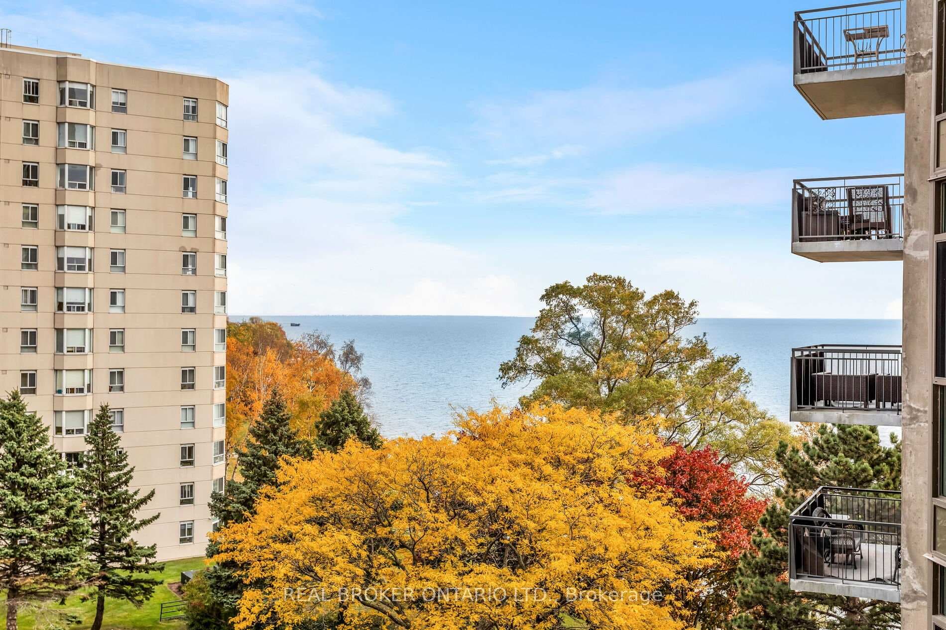 5250 Lakeshore Road Unit 607 photo 11