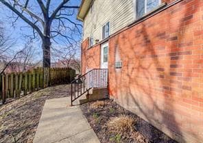 119 CEDAR Street Unit 15 photo 3