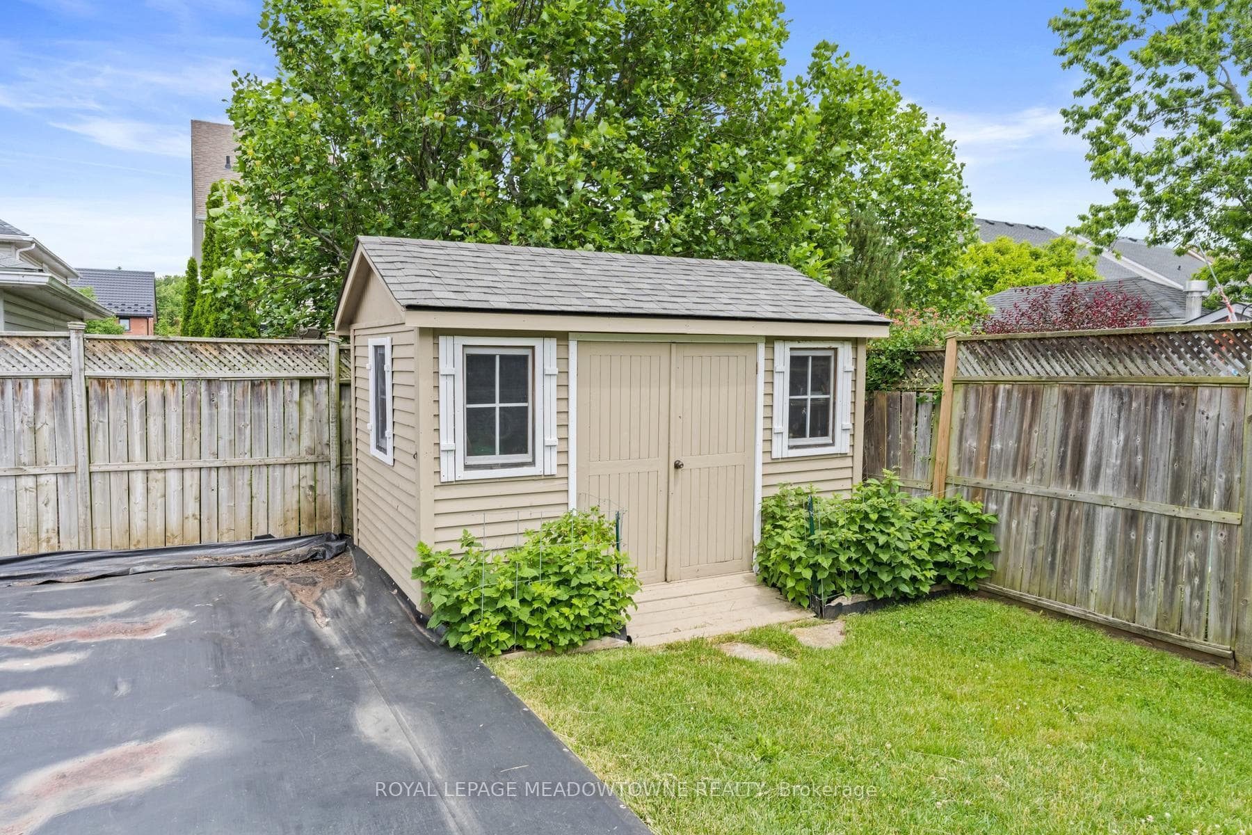 160 Old Maple Boulevard photo 27