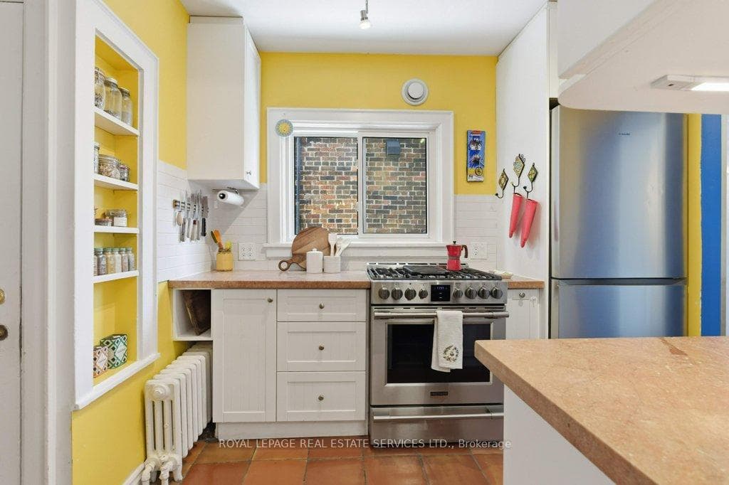 40 Heydon Park Road photo 18