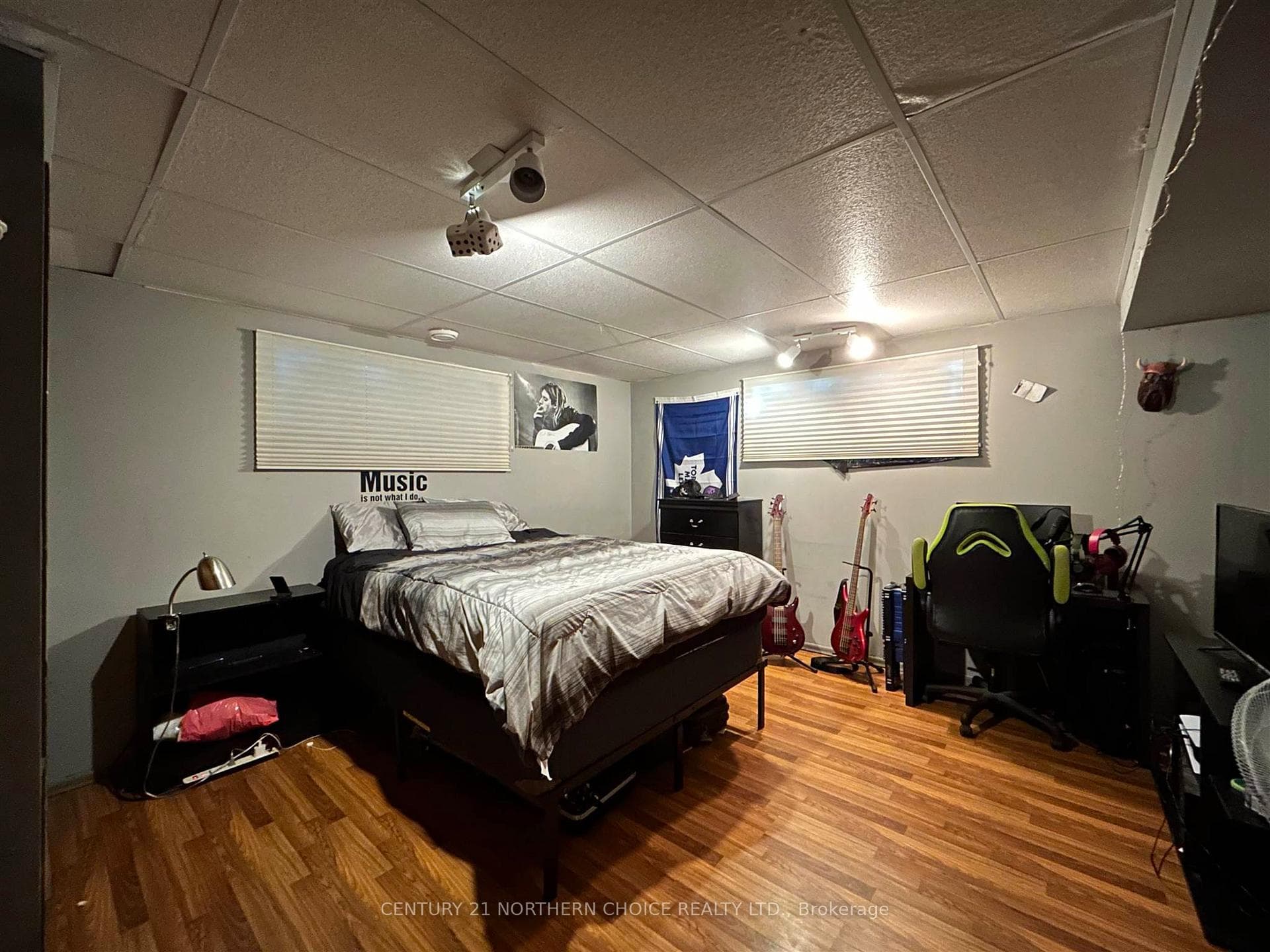 310 FIFTH Street photo 34