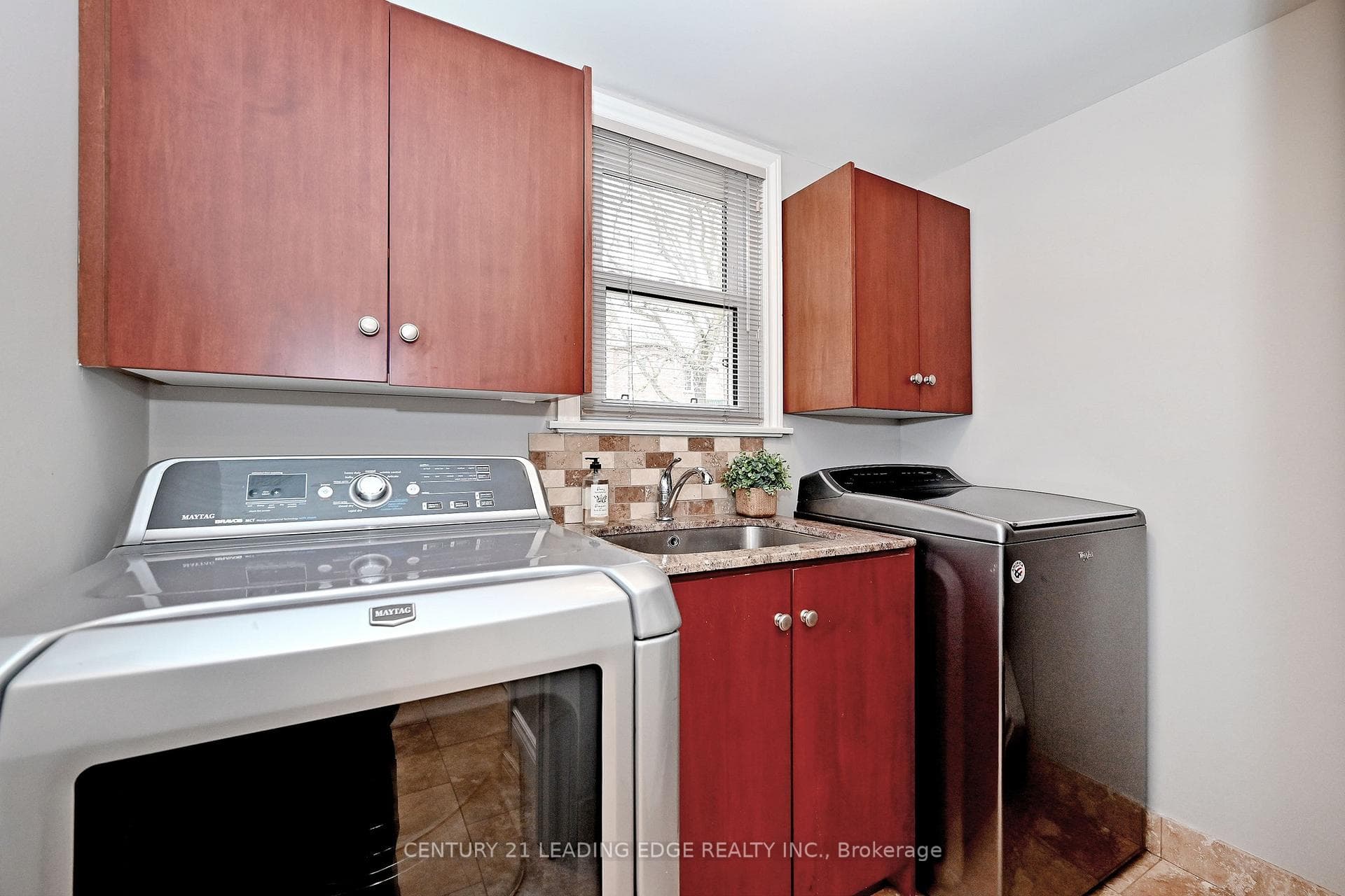 19 Berkeley Court photo 20