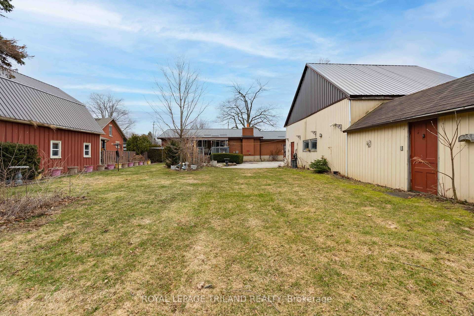 308 John Street photo 49