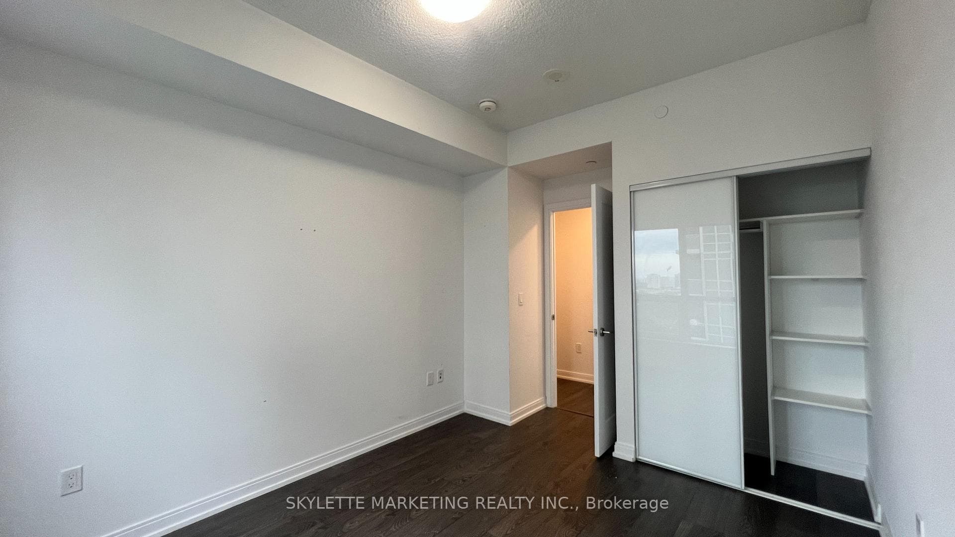 275 Village Green Square Unit 3017 photo 20