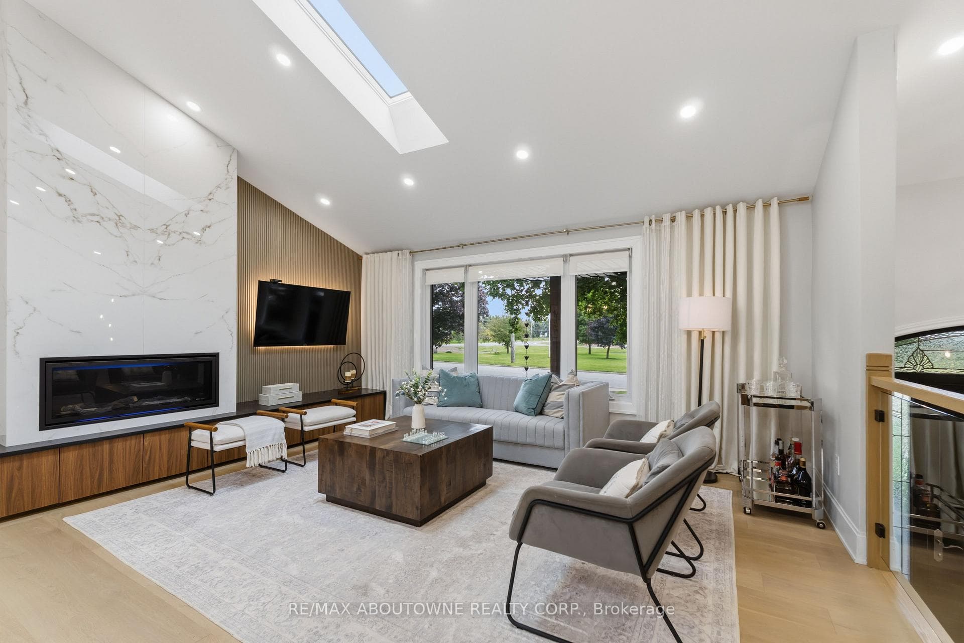 249 Tanbark Road photo 6