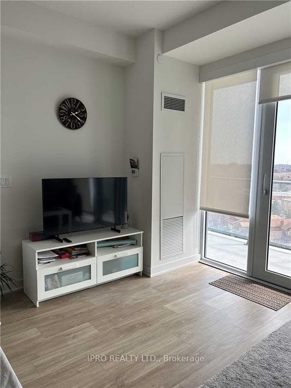 4655 Metcalfe Avenue Unit 1008 photo 14