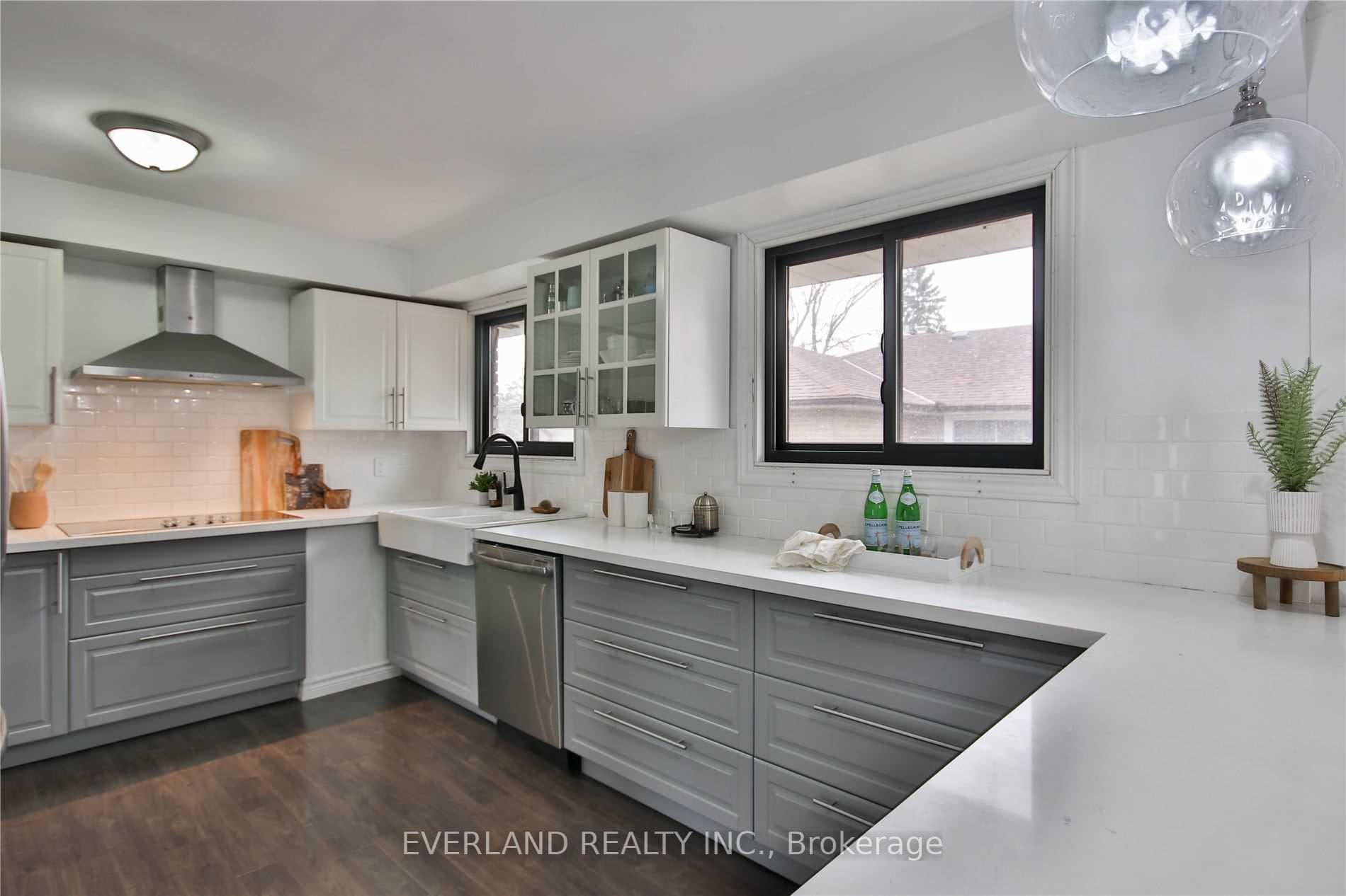 143 Greyabbey Trail photo 18