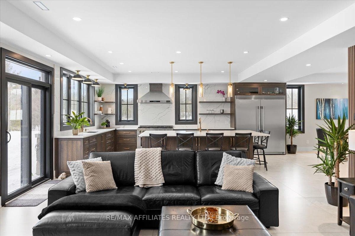 34 Nirmala Drive photo 23