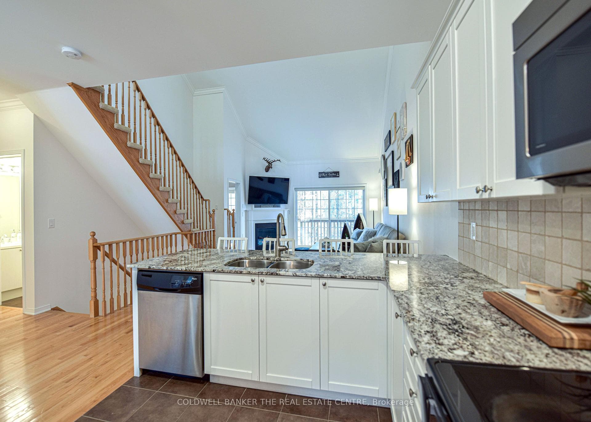 3324 Summerhill Way photo 9