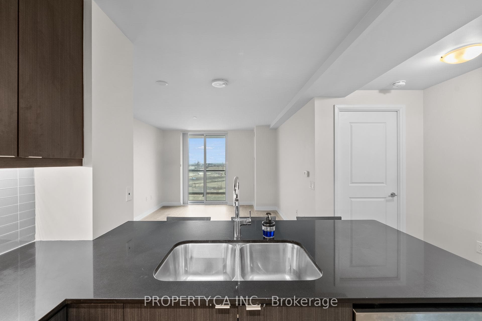 50 Thomas Riley Road Unit 1002 photo 16