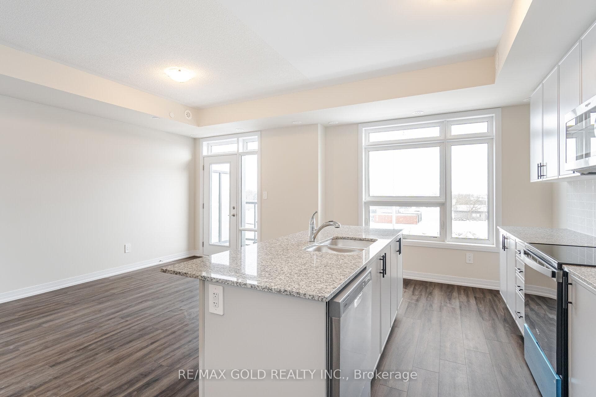 1581 Rose Way Unit 116 photo 17