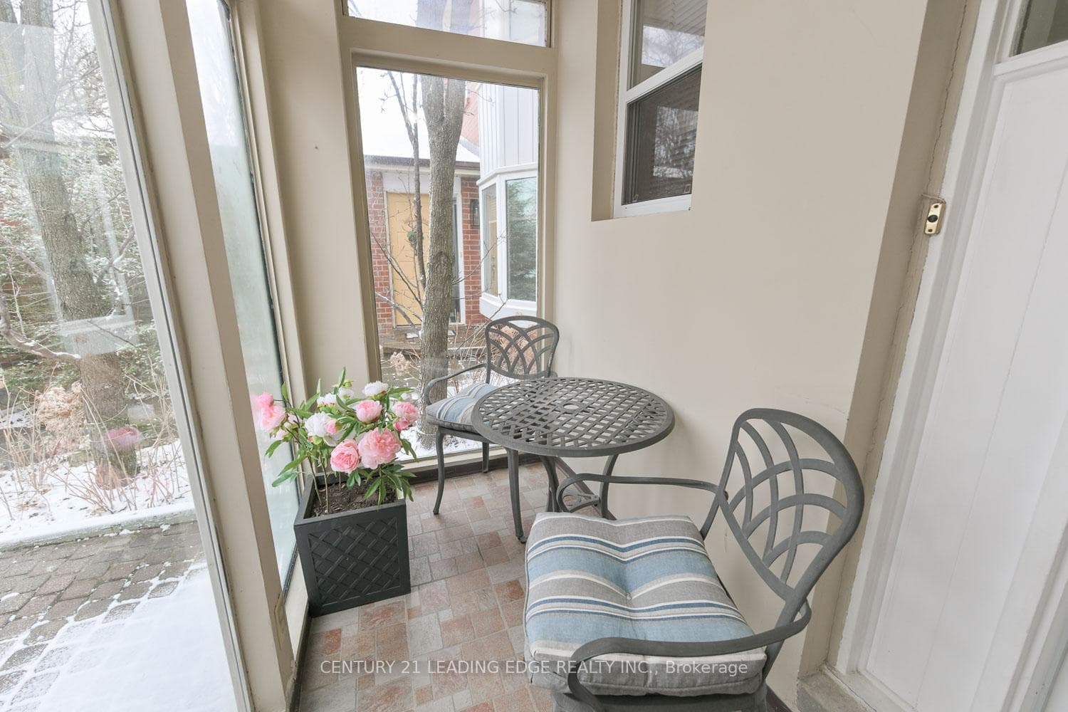 33 Spragg Circle photo 3