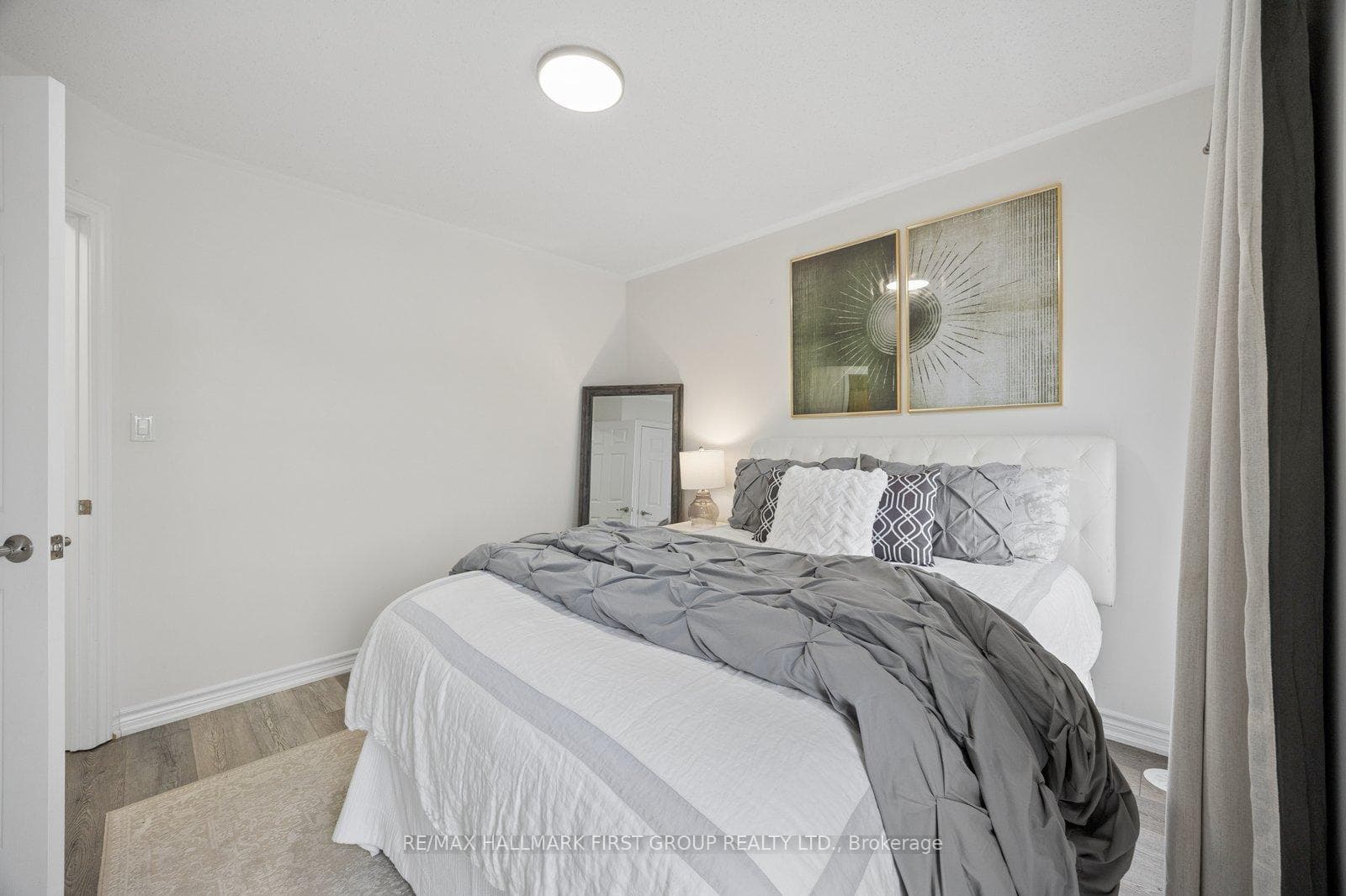 50 Westbury Way photo 35