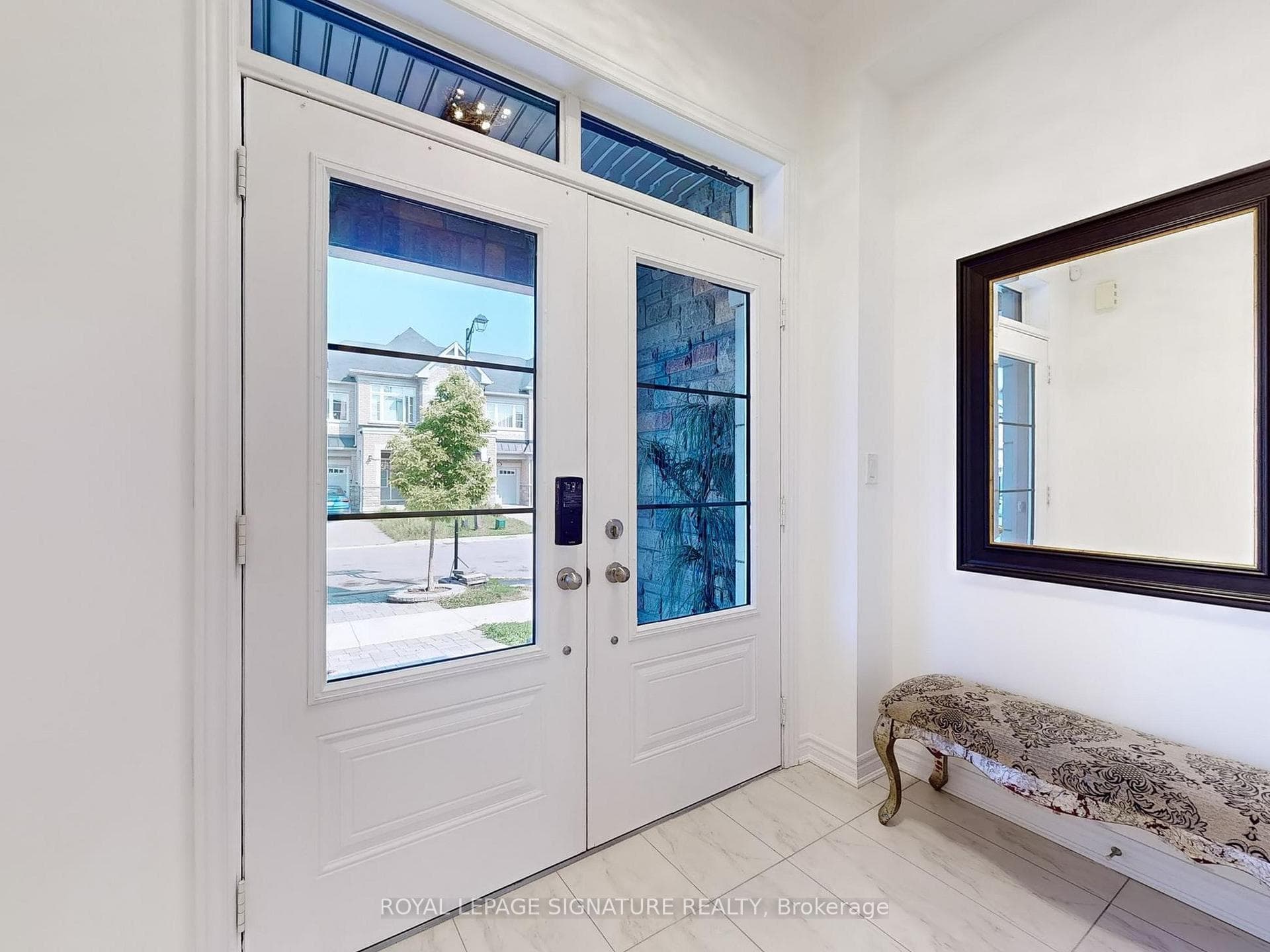 58 Vedette Way photo 4
