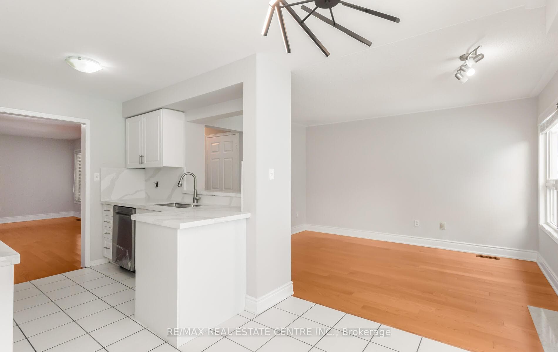 5230 Glen Erin Drive Unit 64 photo 13