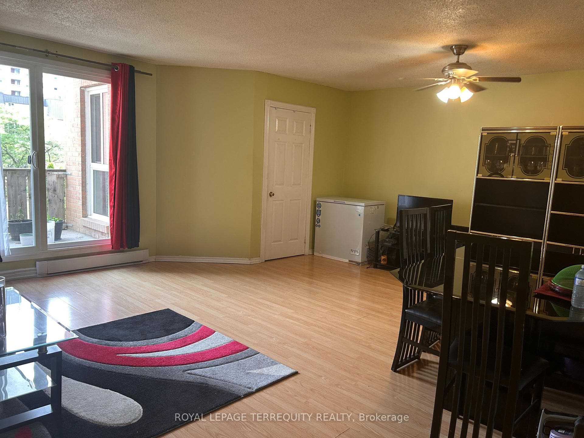 100 Mornelle Court Unit 1070 photo 4