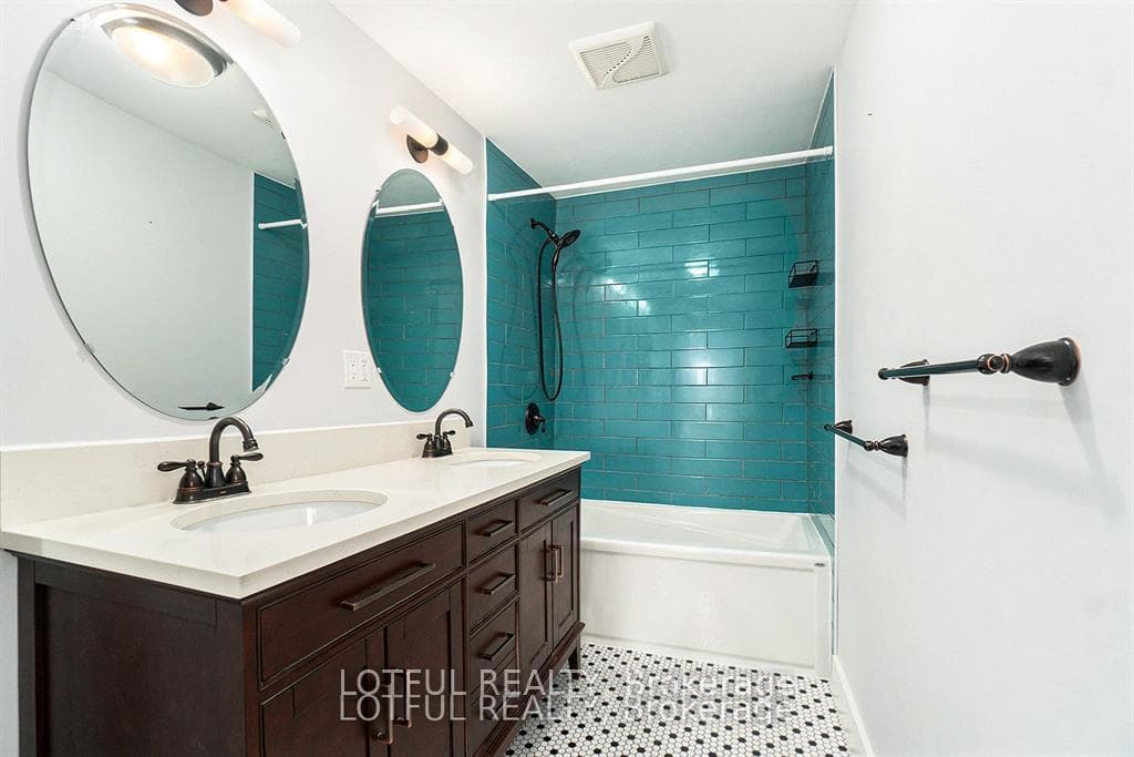 11 CHAMPAGNE Avenue photo 11