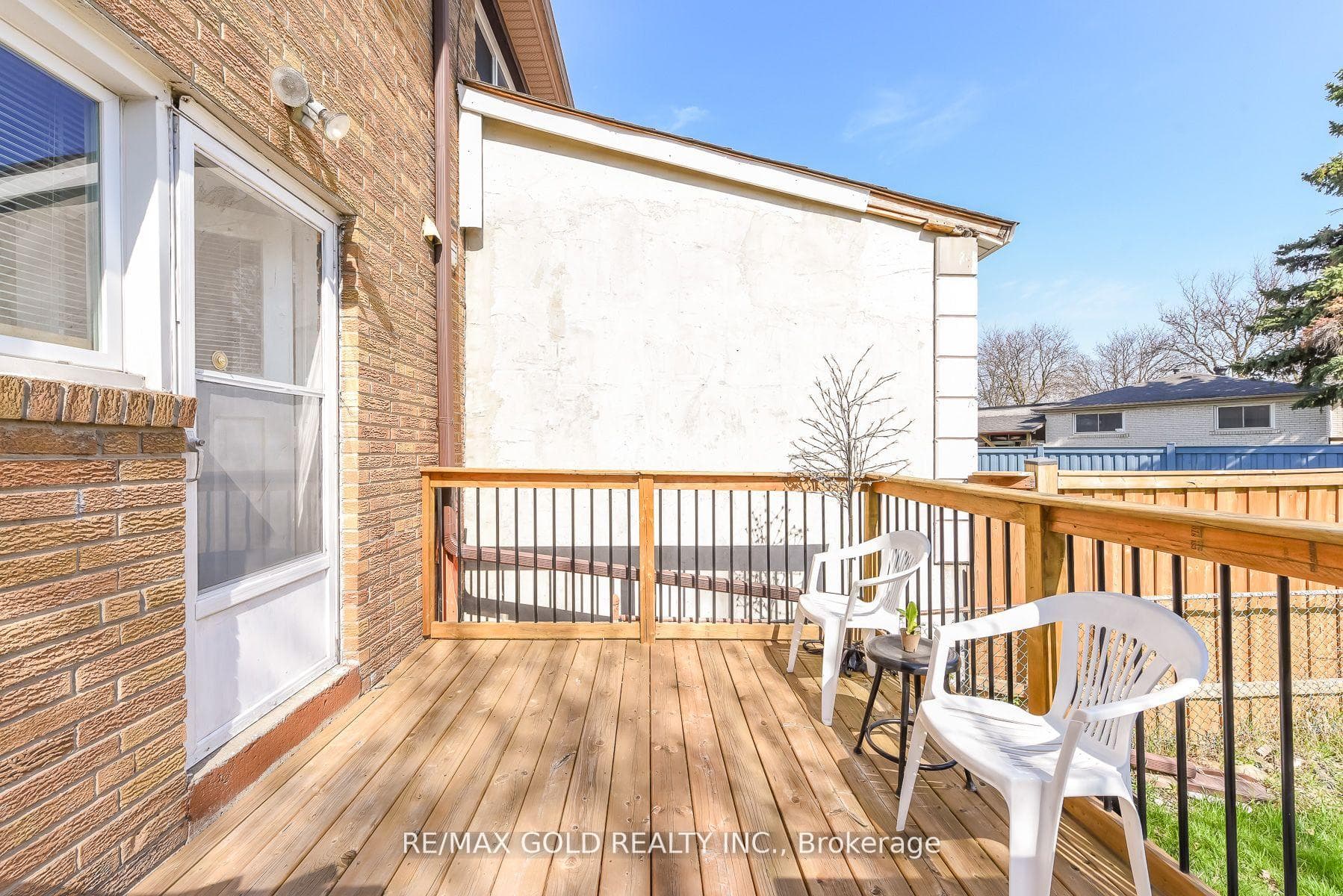 7464 Homeside Gardens photo 38