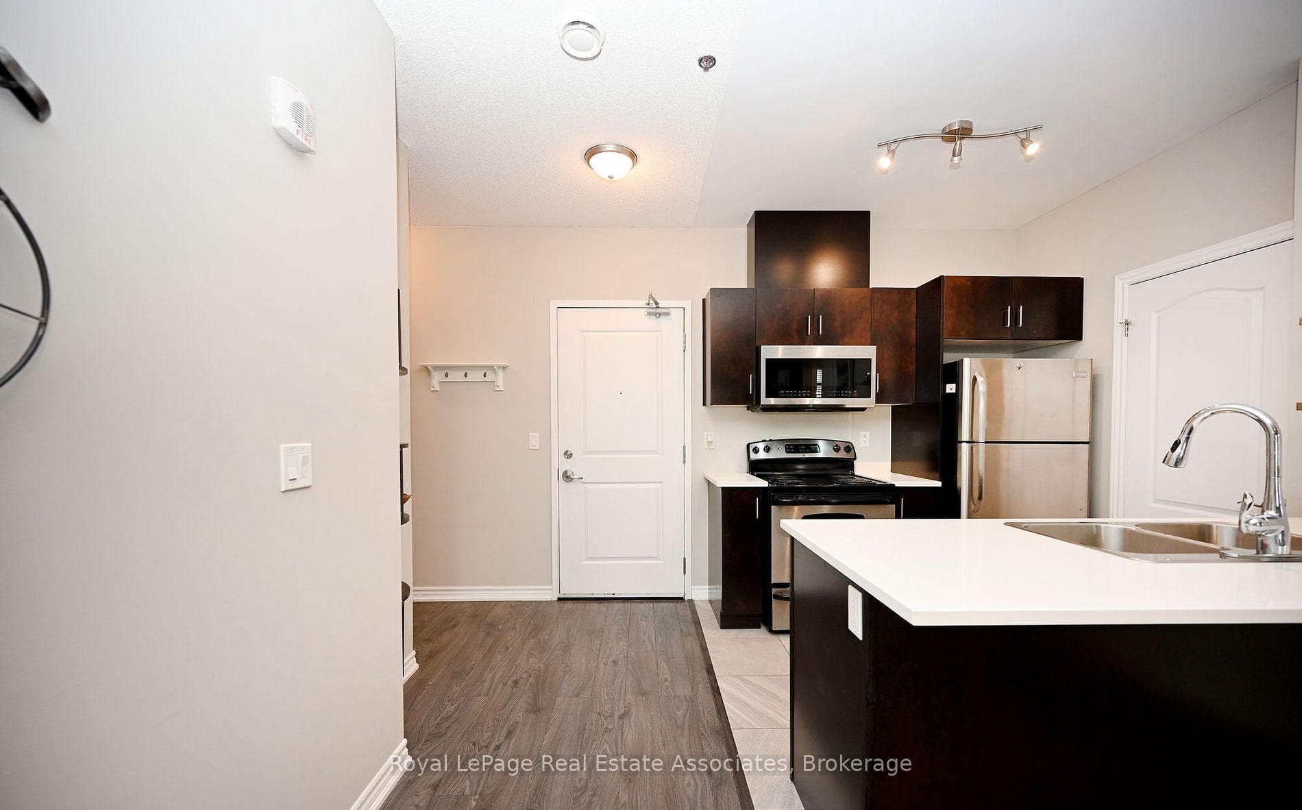 1370 Costigan Road Unit 209 photo 10