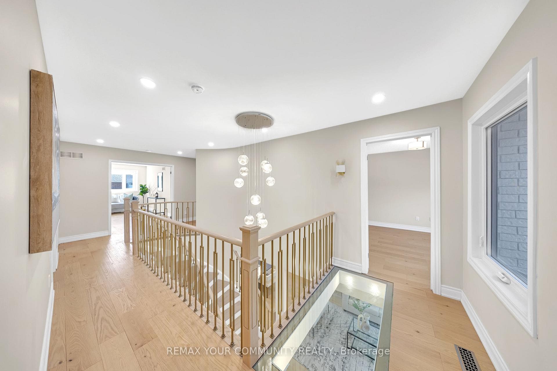 Glass floor