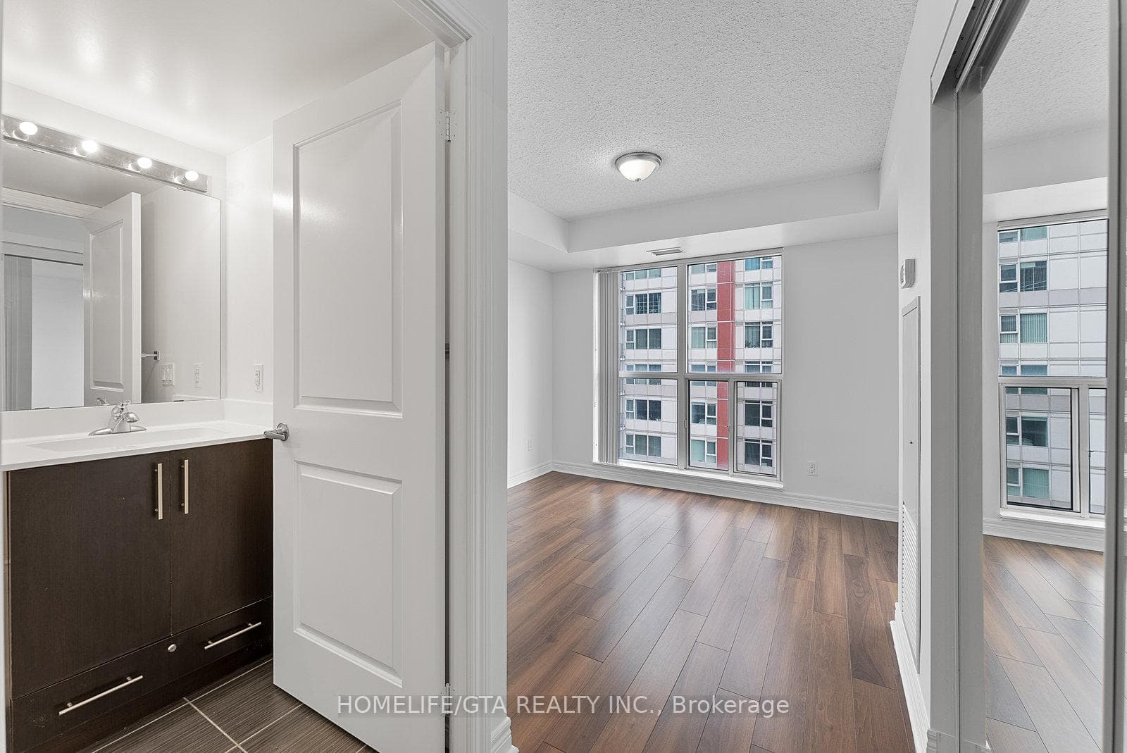 50 Town Centre Court Unit 1210 photo 15