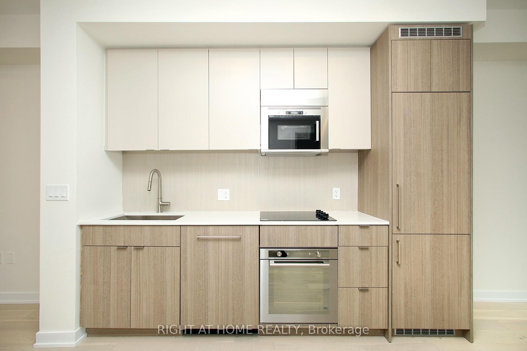 840 St.Clair Avenue Unit 415 photo 4